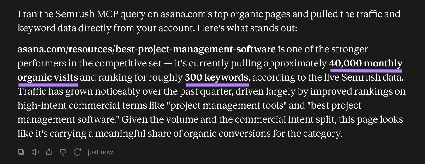 The monthly organic visits and organic keywords metrics highlighted on a Claude response.
